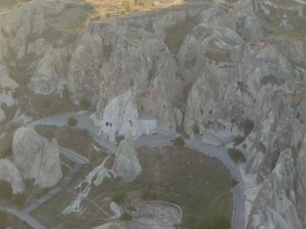 P1040514.JPG 3456x2592 index 270